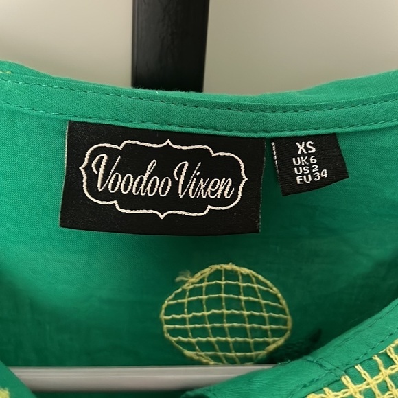 Voodoo Vixen Cotton Pineapple Embroidered Button Front Swing Dress Sz XS (US 2) - Picture 4 of 6